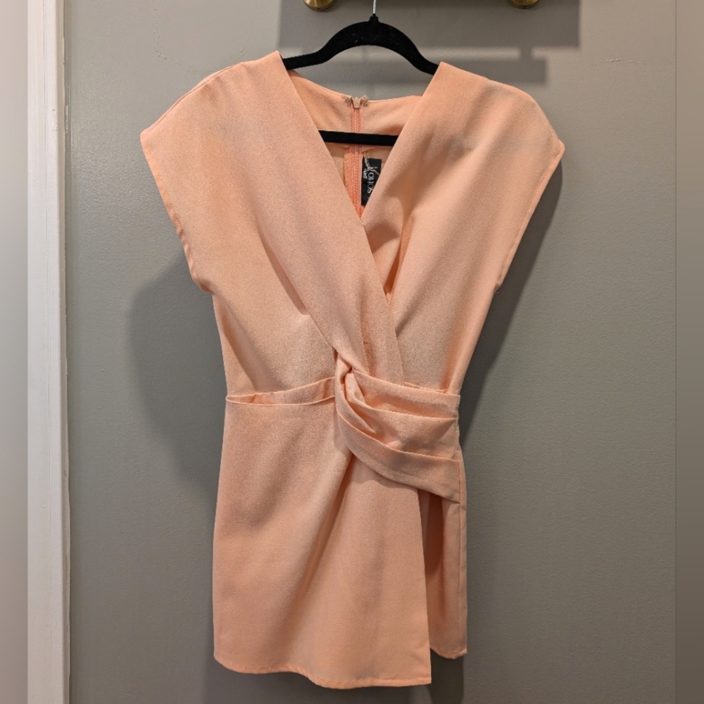 Soho Brand Peach Structured Romper size M